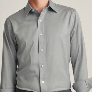 Bonobos The Desk To Dinner Shirt - M in Grey Herringbone - Slim fit